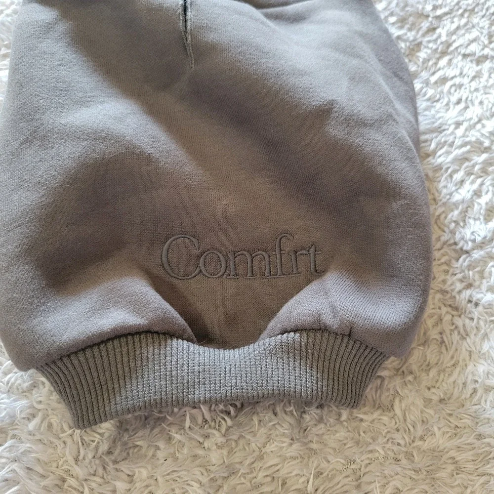 Comfrt Small Dog Hoodie Gray Fleece Pet Sweater Leash Hole XS